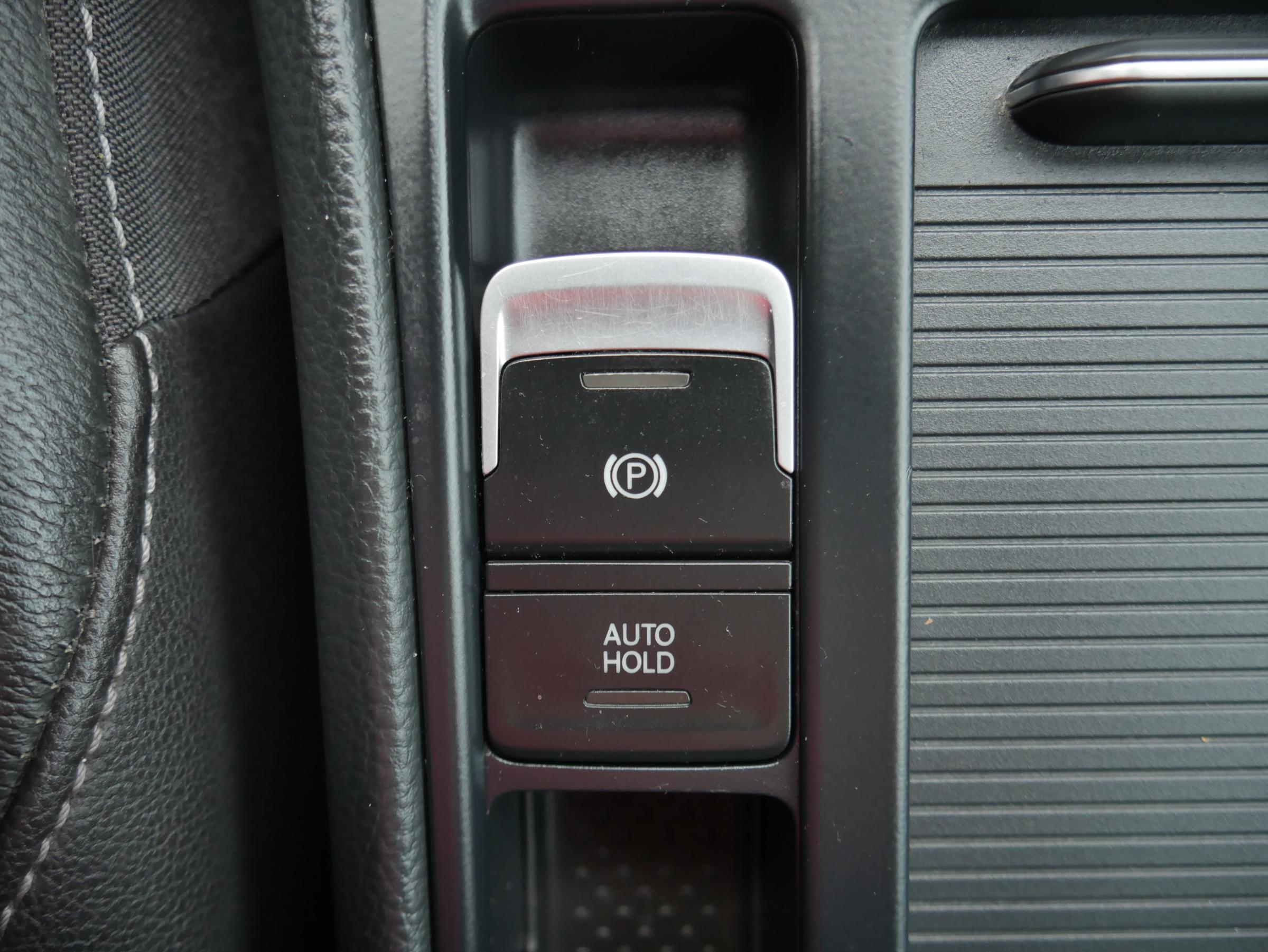 Volkswagen Golf, 2013 - pohled č. 14