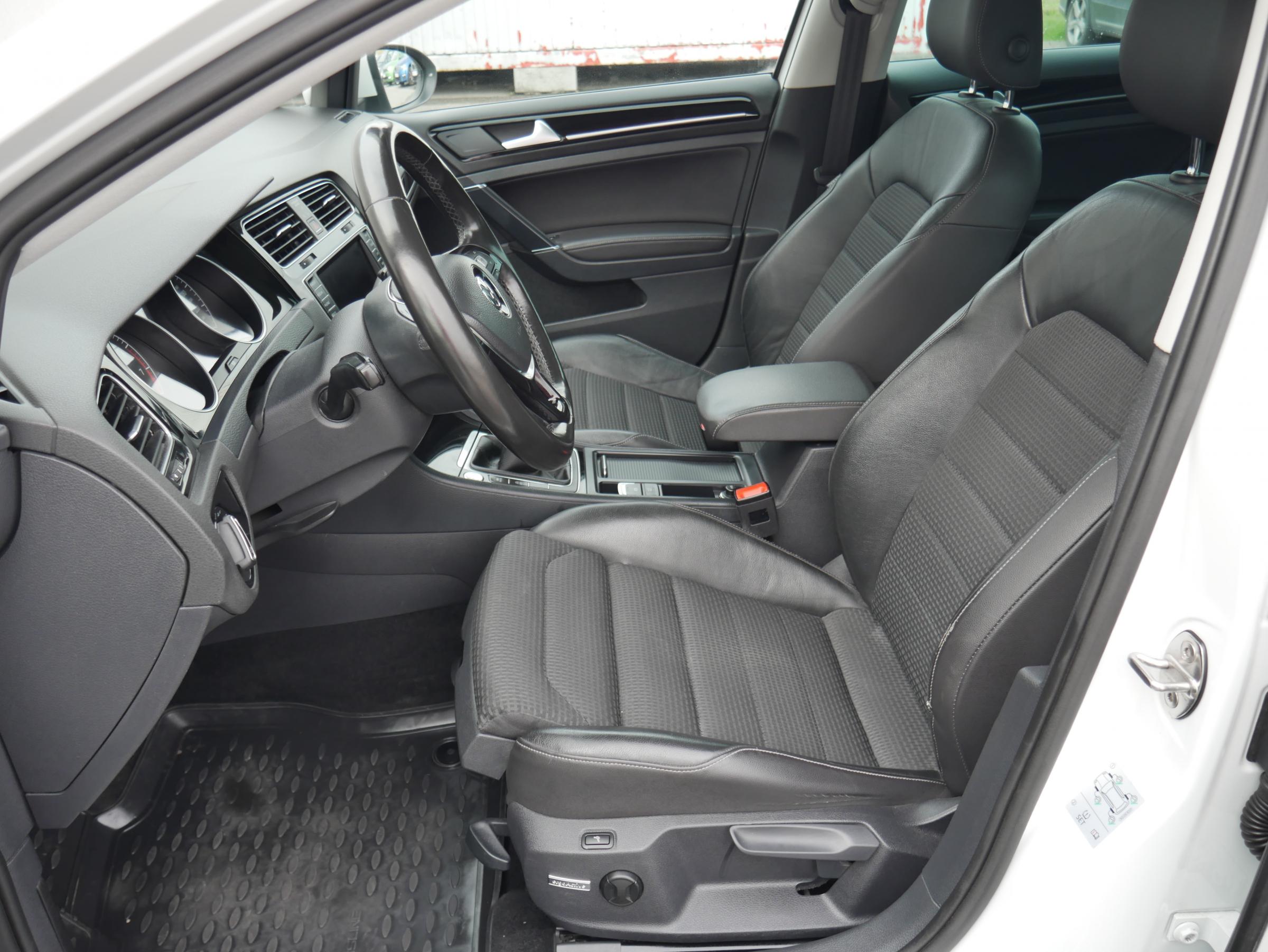 Volkswagen Golf, 2013 - pohled č. 9