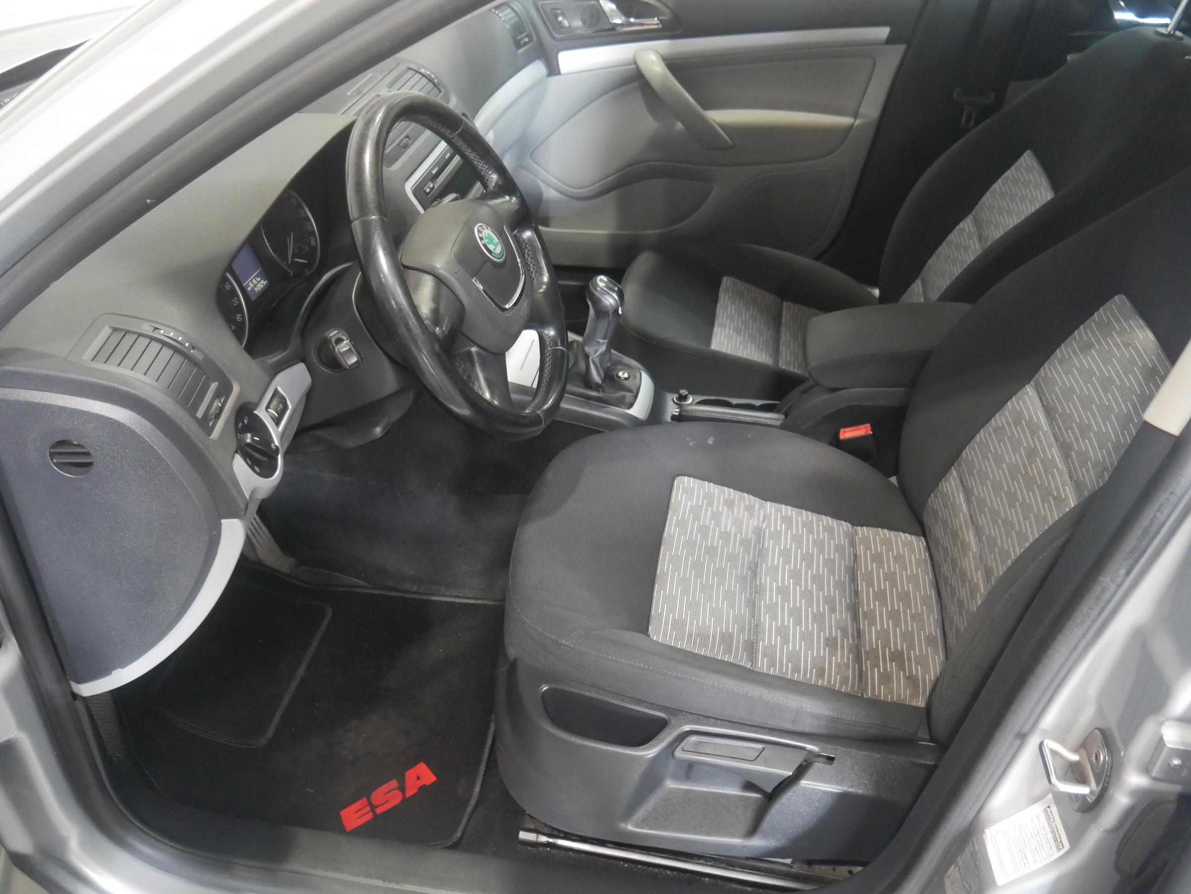 Škoda Octavia II, 2011 - pohled č. 9