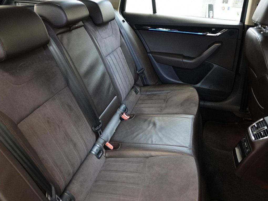 Škoda Octavia III 2.0 TDi L&K 4x4