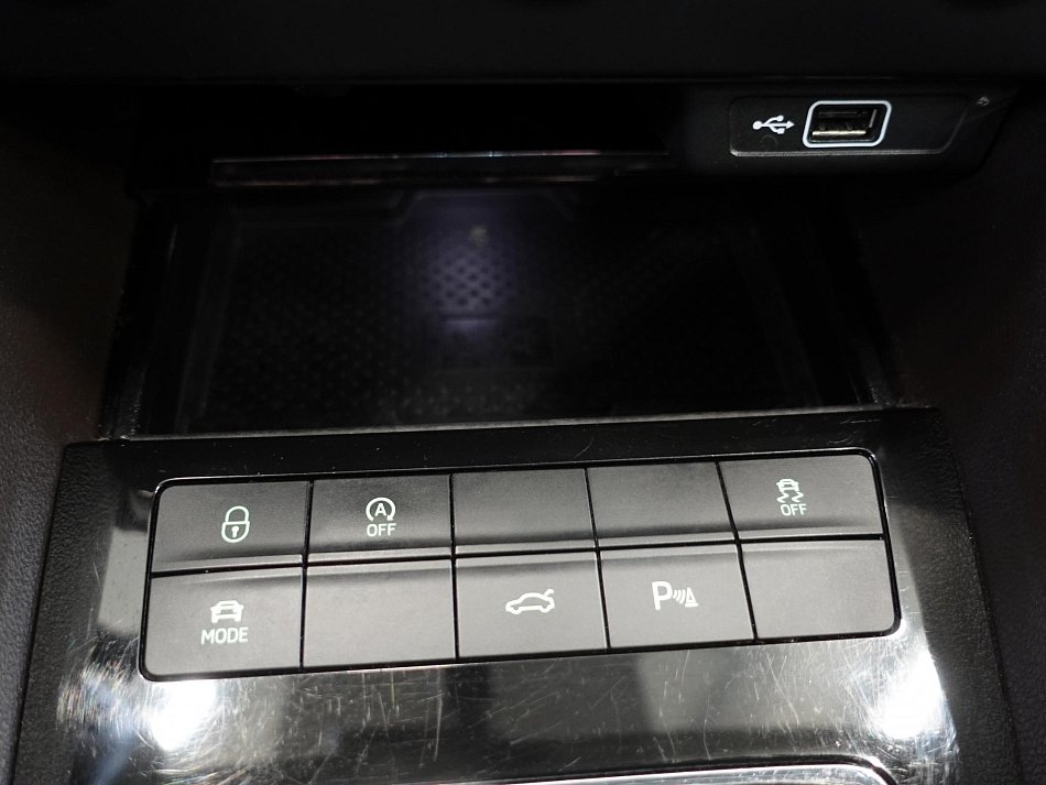 Škoda Octavia III 2.0 TDi L&K 4x4