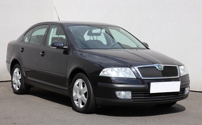 Škoda Octavia II 1.6i Elegance