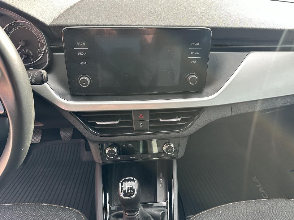 Škoda Scala 1.5 TSi Style