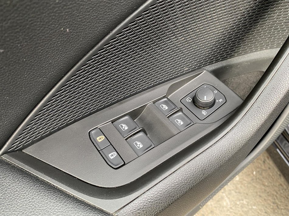 Škoda Octavia IV 1.5 TSi Ambition