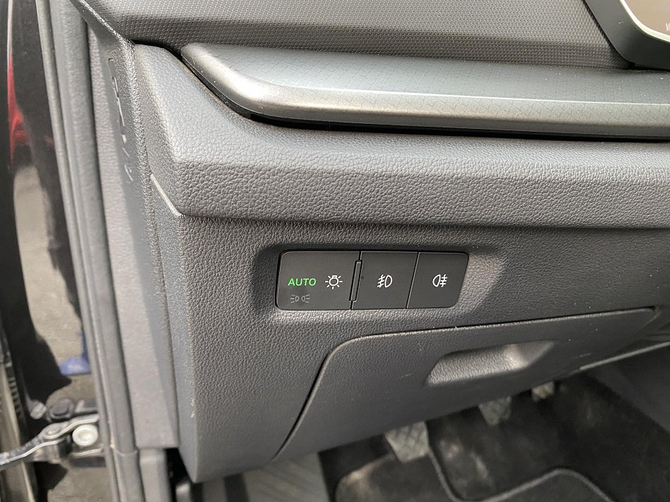 Škoda Octavia IV 1.5 TSi Ambition