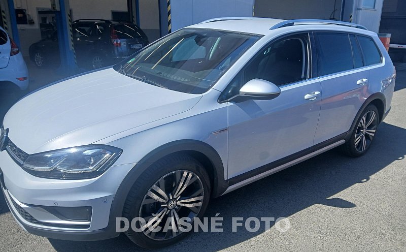Volkswagen Golf 2.0 TDI 