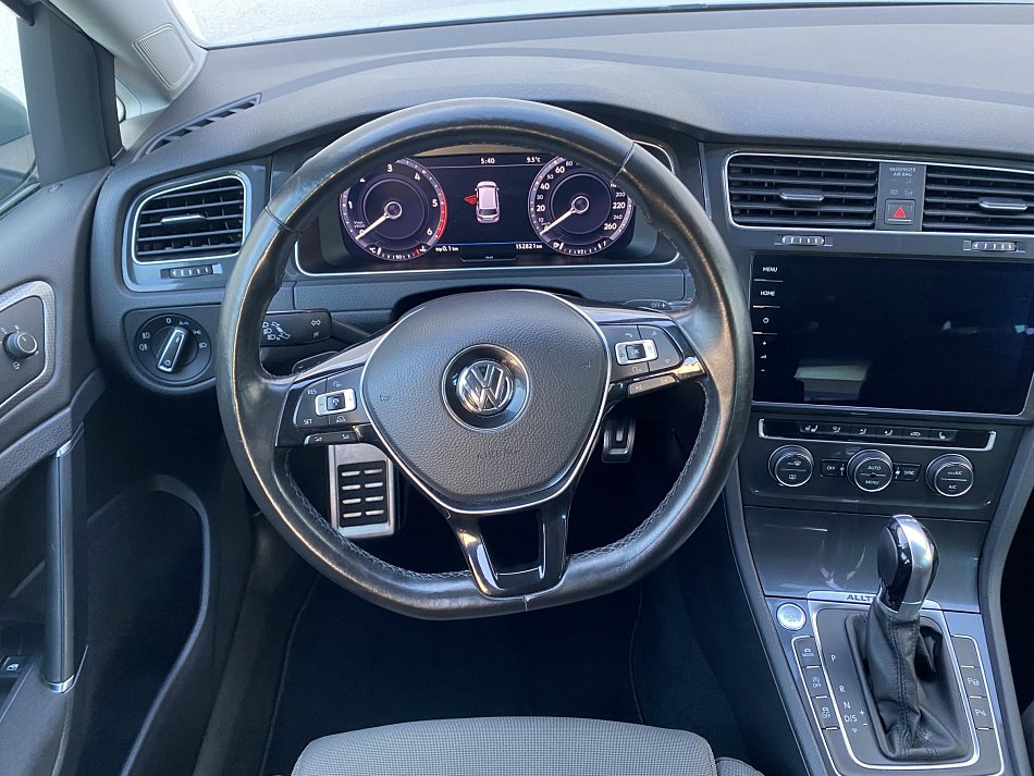 Volkswagen Golf 2.0 TDI 