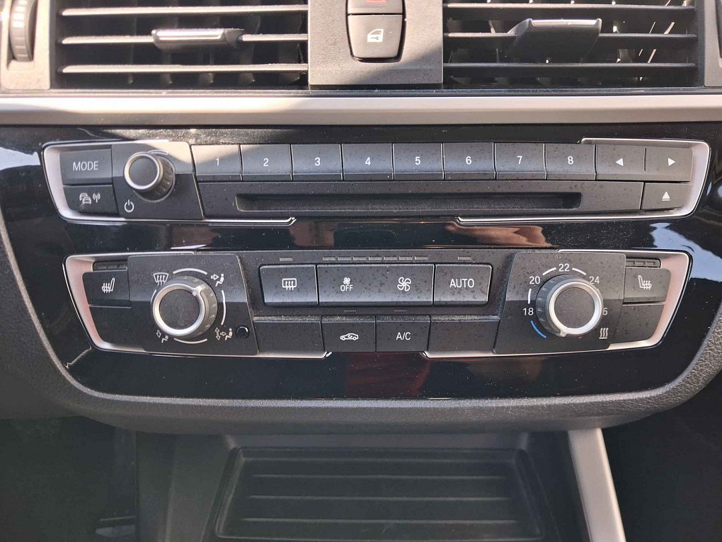 BMW Řada 1 2.0i Advantage 120i