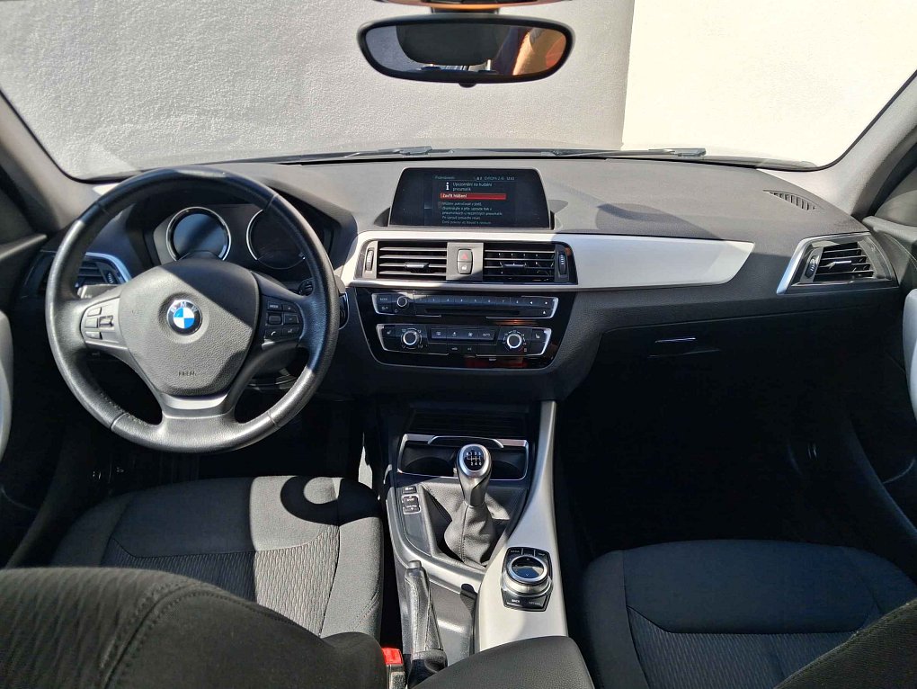 BMW Řada 1 2.0i Advantage 120i