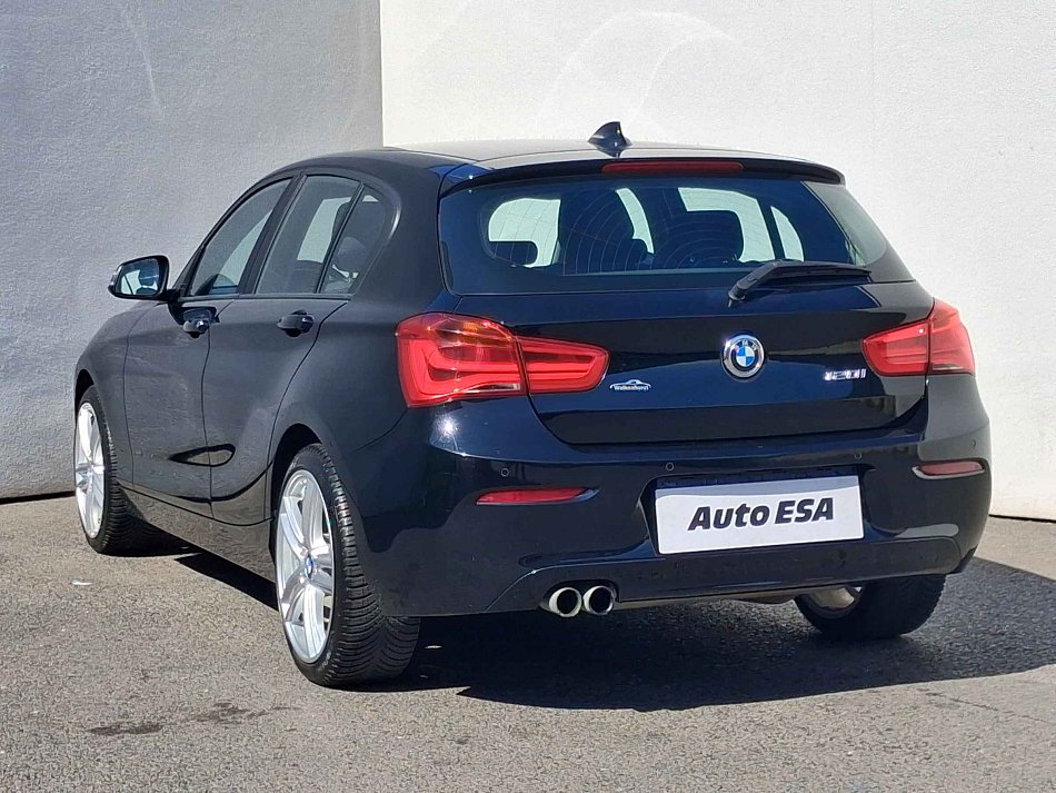 BMW Řada 1 2.0i Advantage 120i