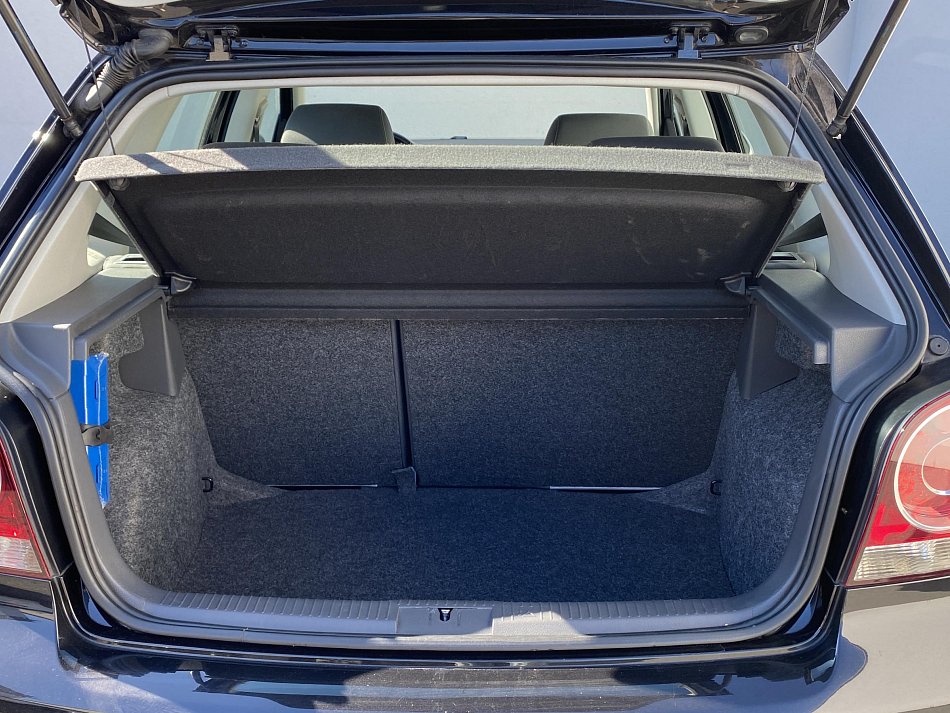 Volkswagen Polo 1.4i CROSS