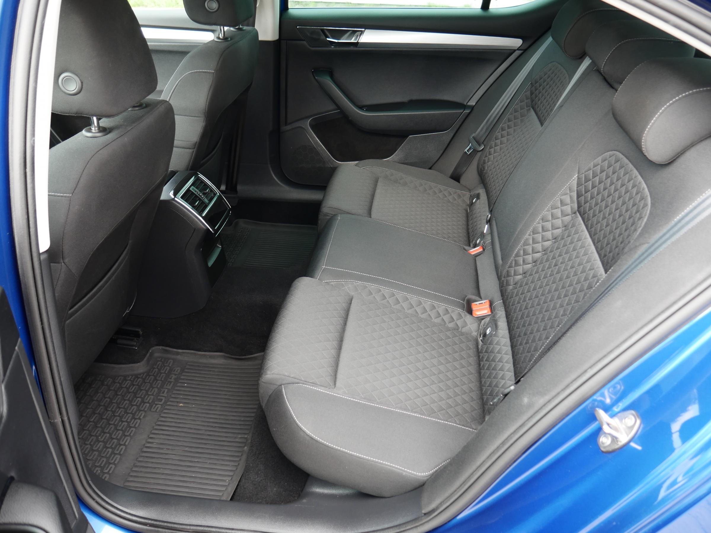 Škoda Superb III, 2022 - pohled č. 10