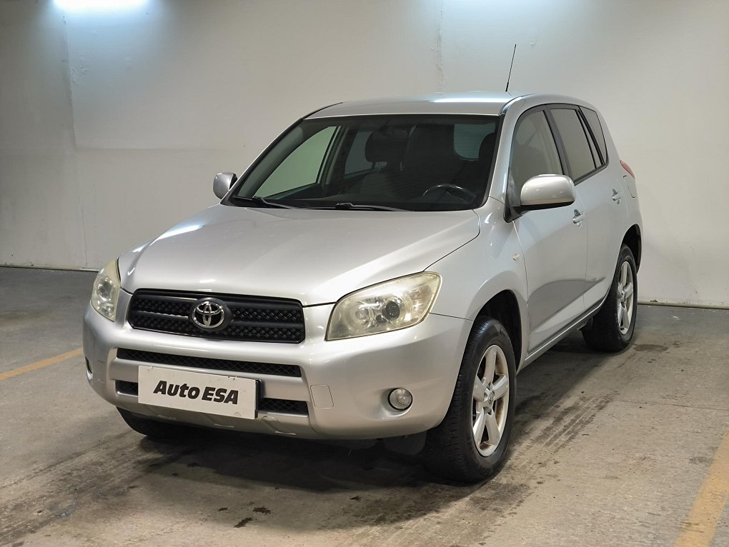 Toyota RAV4 2.0i  4x4