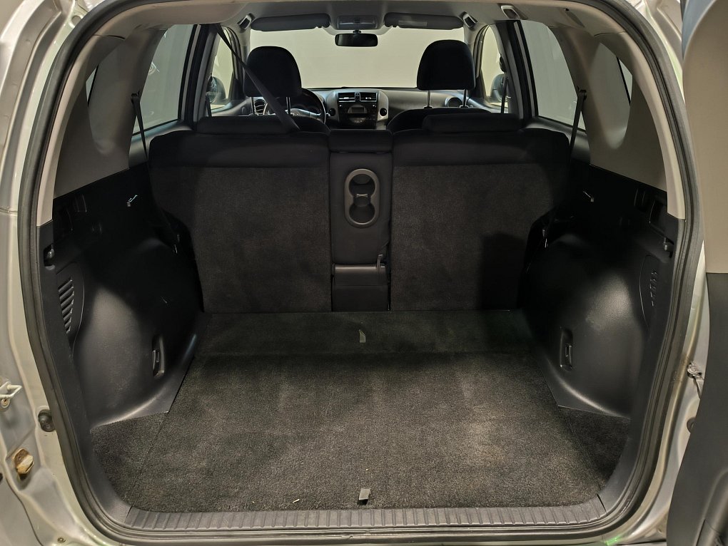 Toyota RAV4 2.0i  4x4