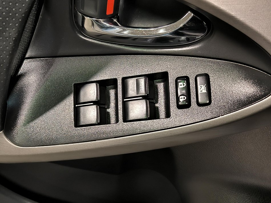 Toyota RAV4 2.0i  4x4