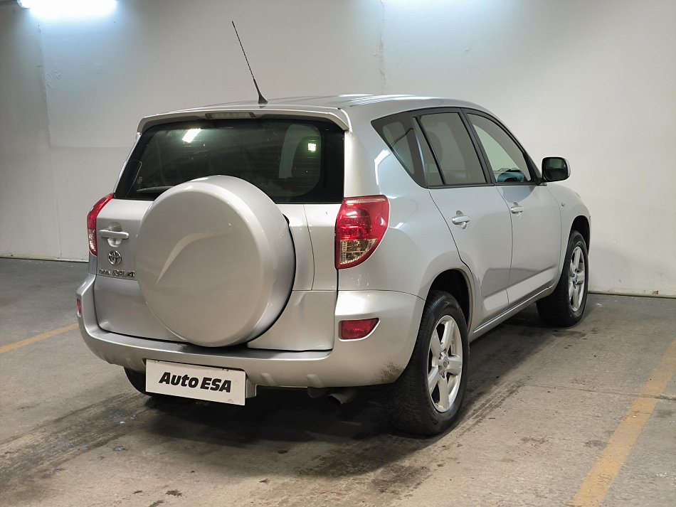Toyota RAV4 2.0i  4x4