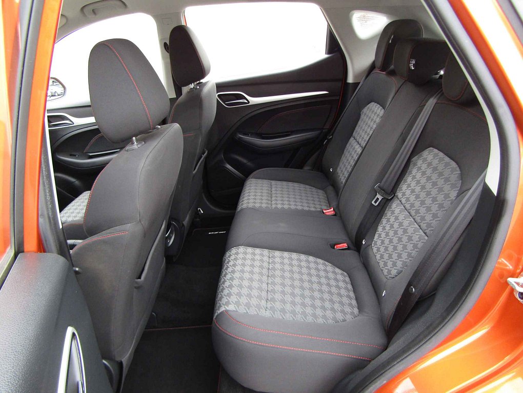 MG ZS 1.5 DVVT 
