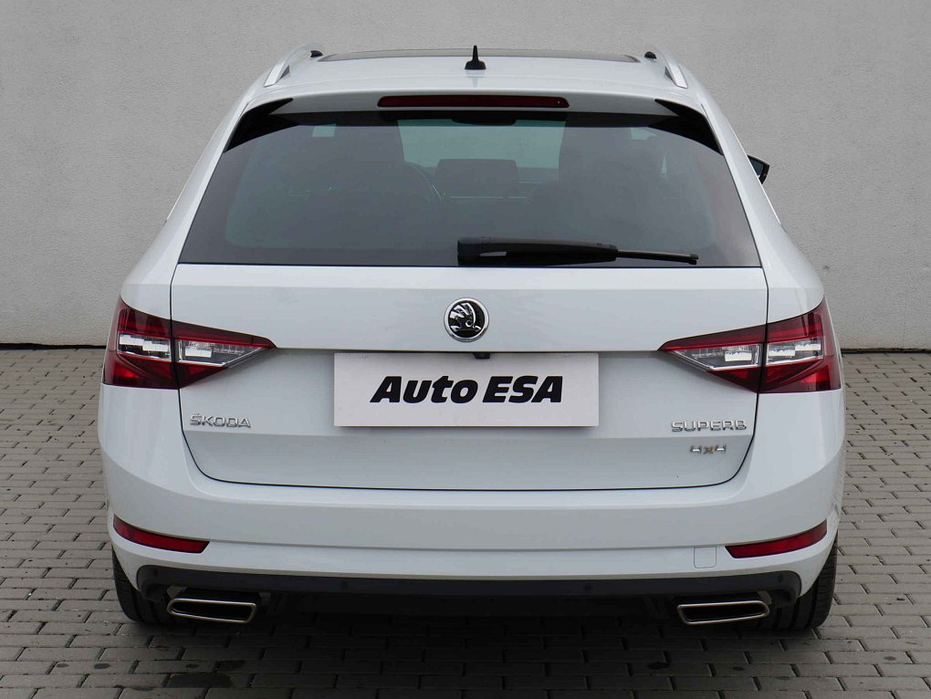 Škoda Superb III 2.0TSi  4x4