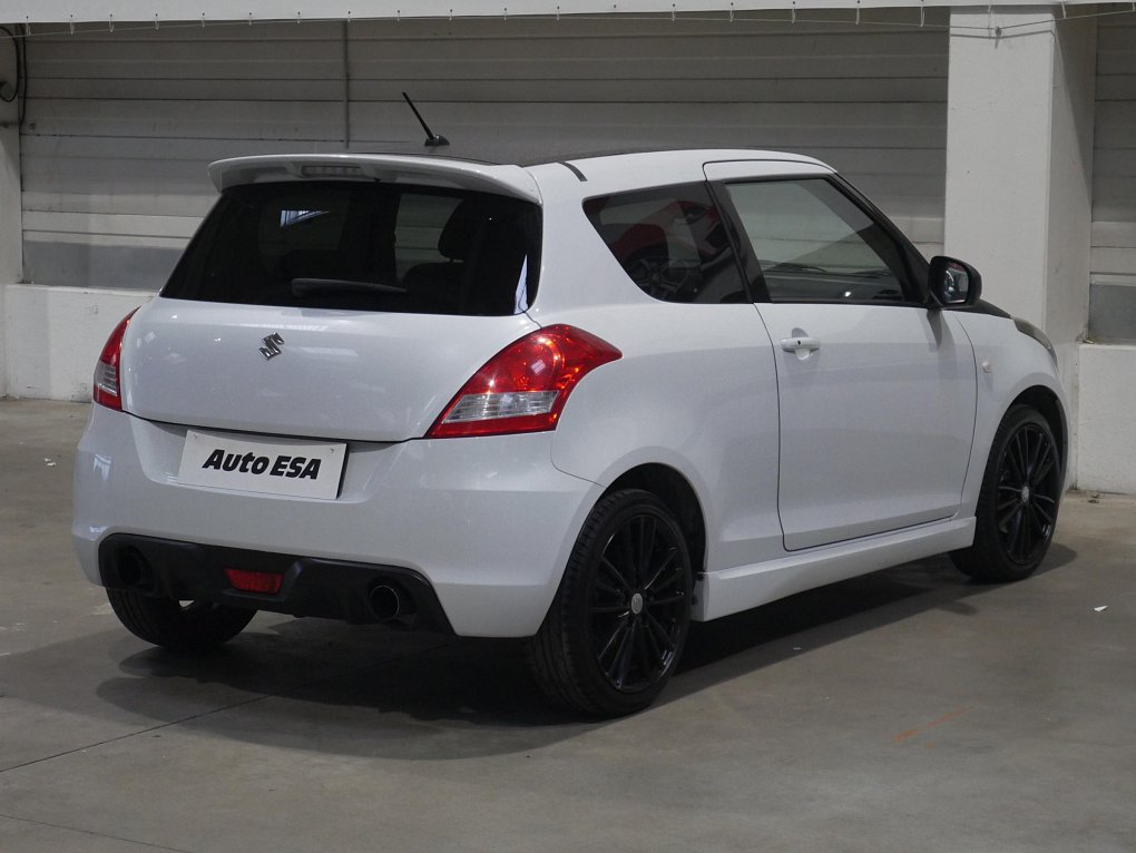 Suzuki Swift 1.6 i Sport
