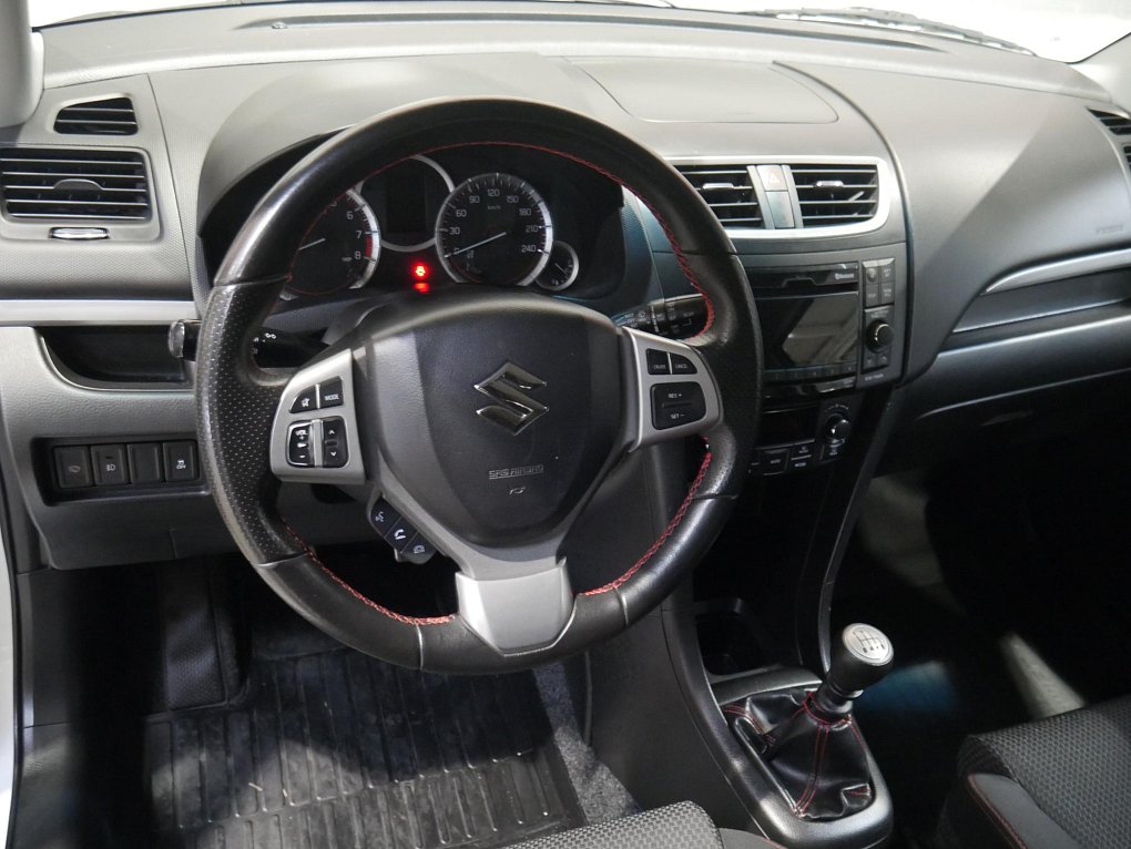 Suzuki Swift 1.6 i Sport