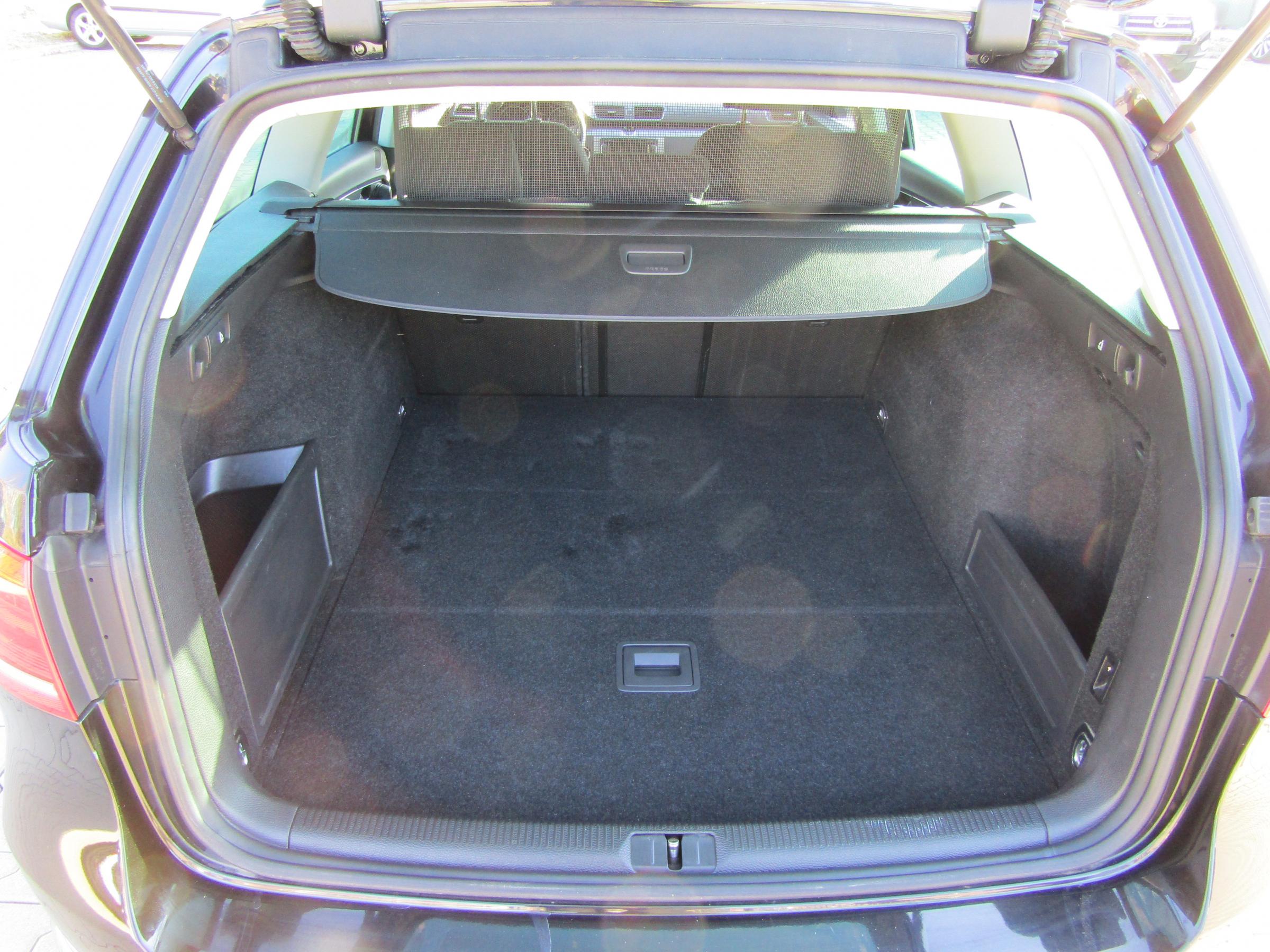 Volkswagen Passat, 2014 - pohled č. 7