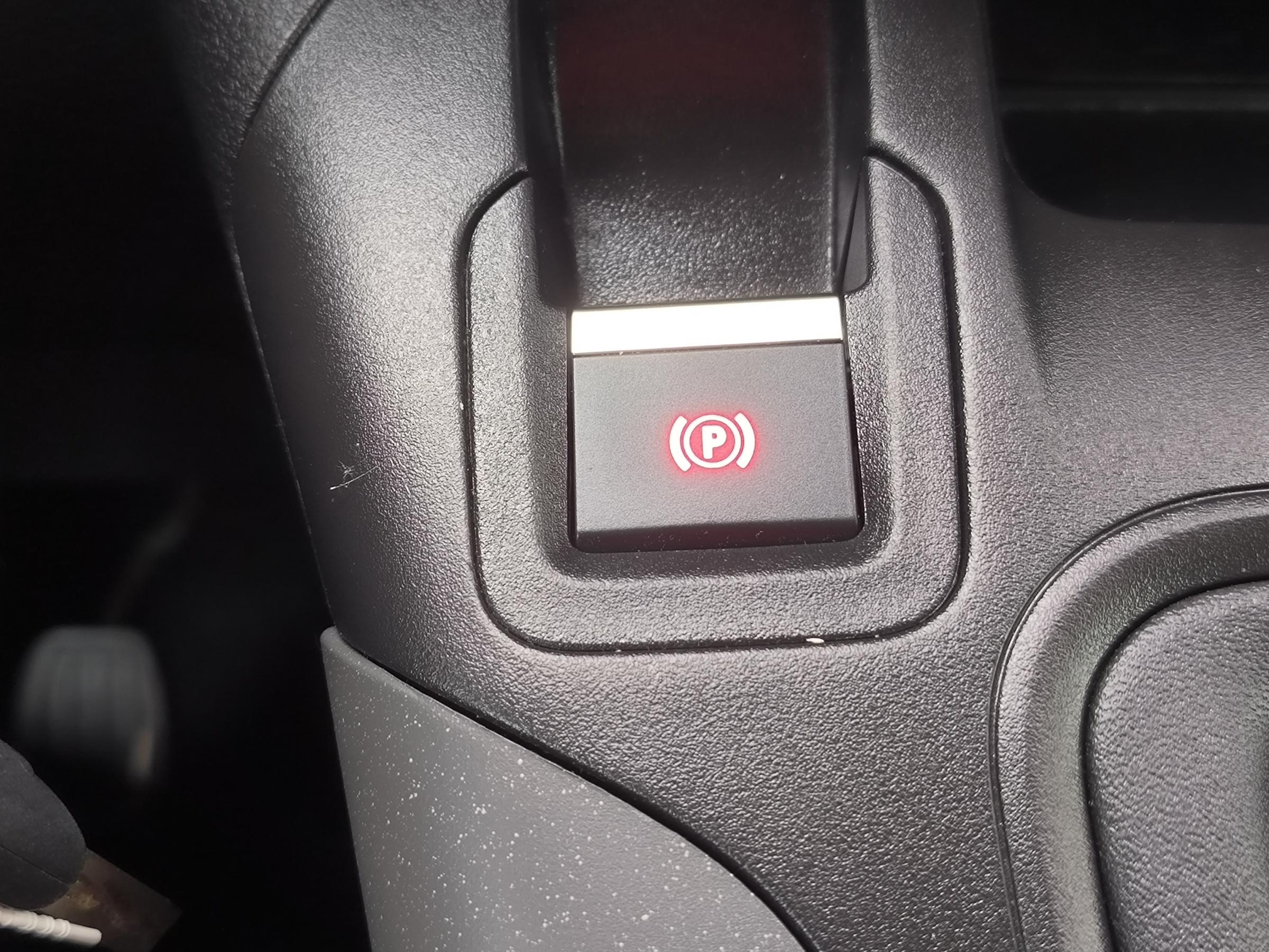 Citroën Berlingo, 2019 - pohled č. 18