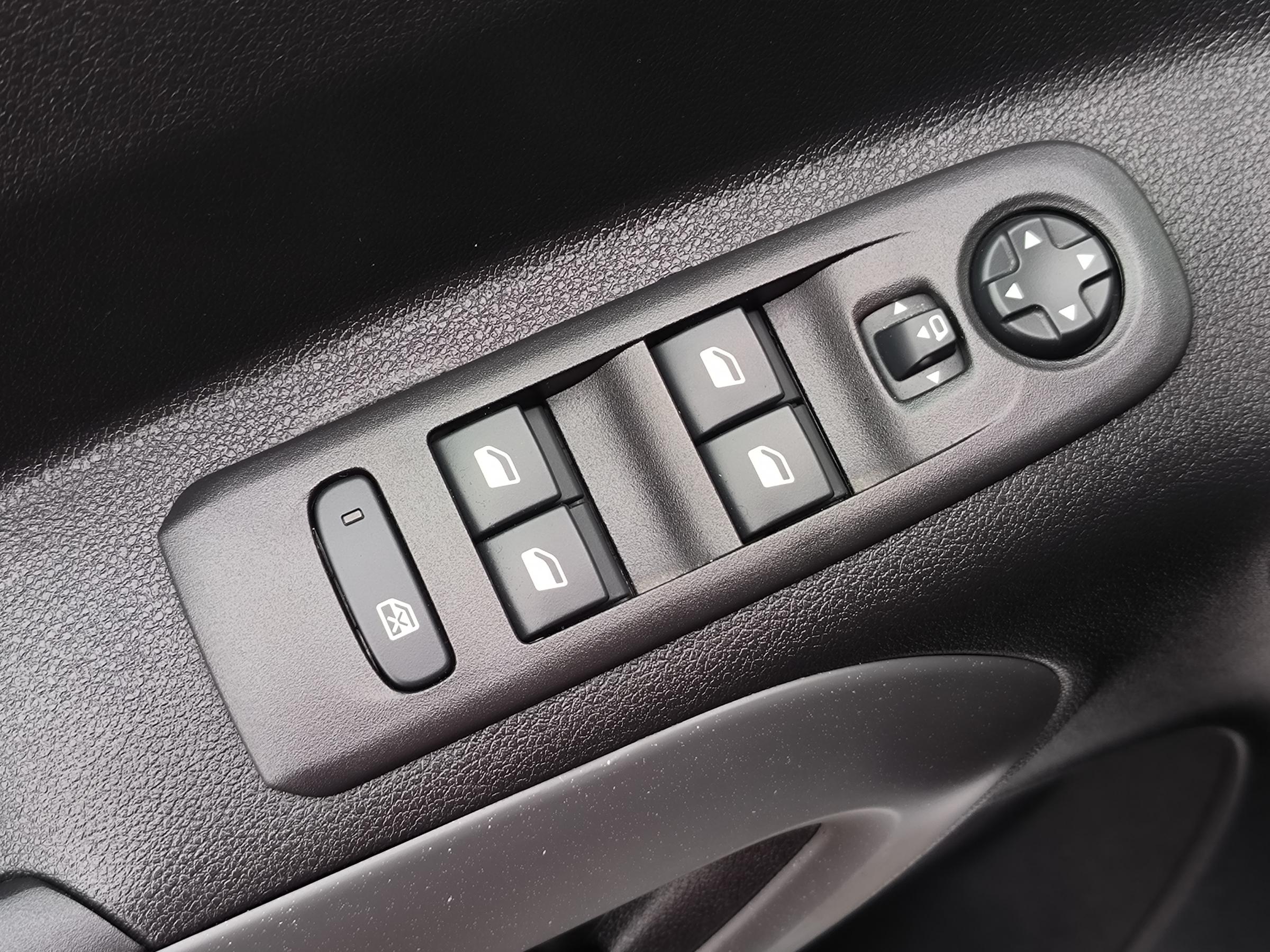 Citroën Berlingo, 2019 - pohled č. 25