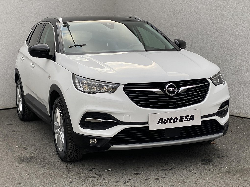 Opel Grandland X 1.2 PT 