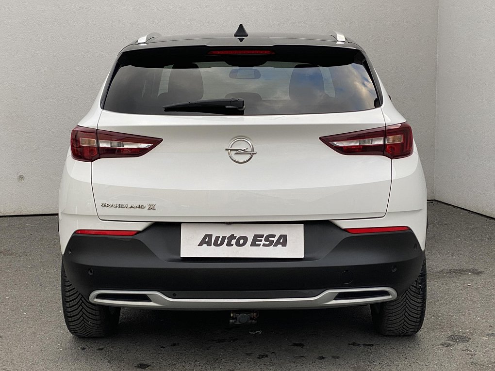 Opel Grandland X 1.2 PT 