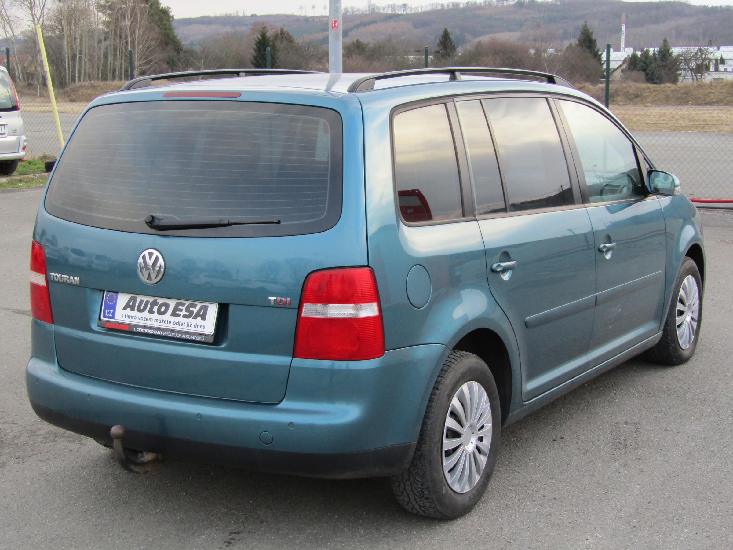 Volkswagen Touran, 2004 - pohled č. 6