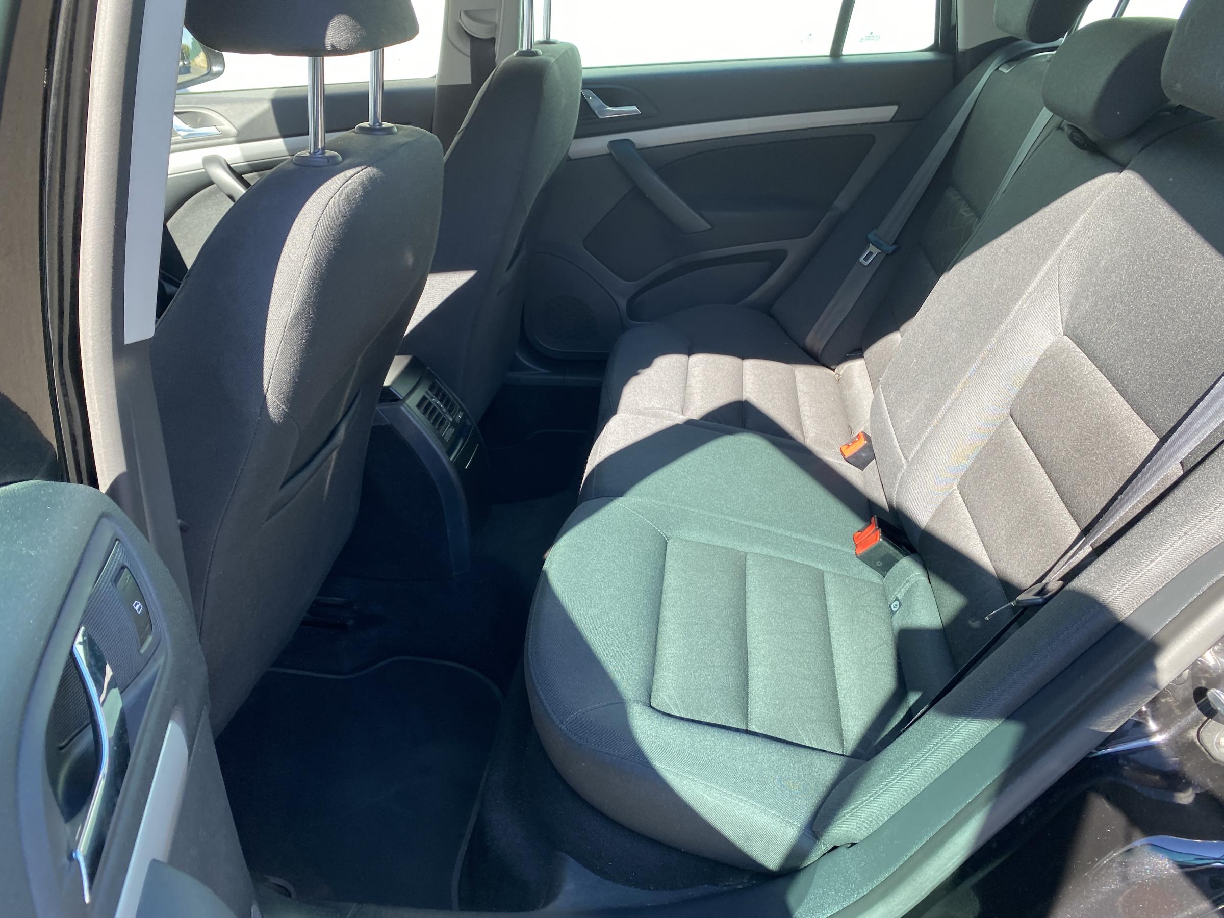 Škoda Octavia II, 2012 - pohled č. 11