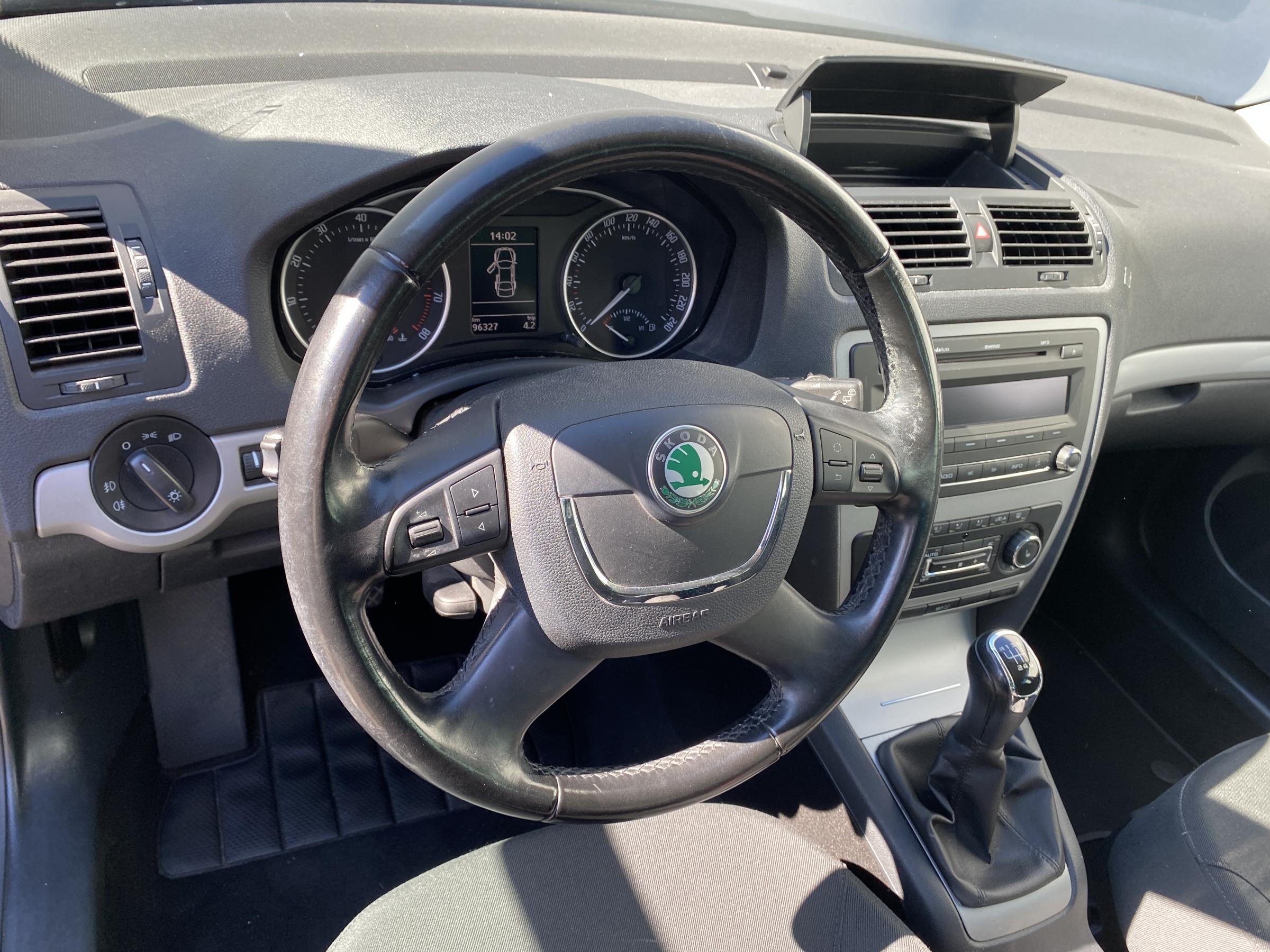 Škoda Octavia II, 2012 - pohled č. 13