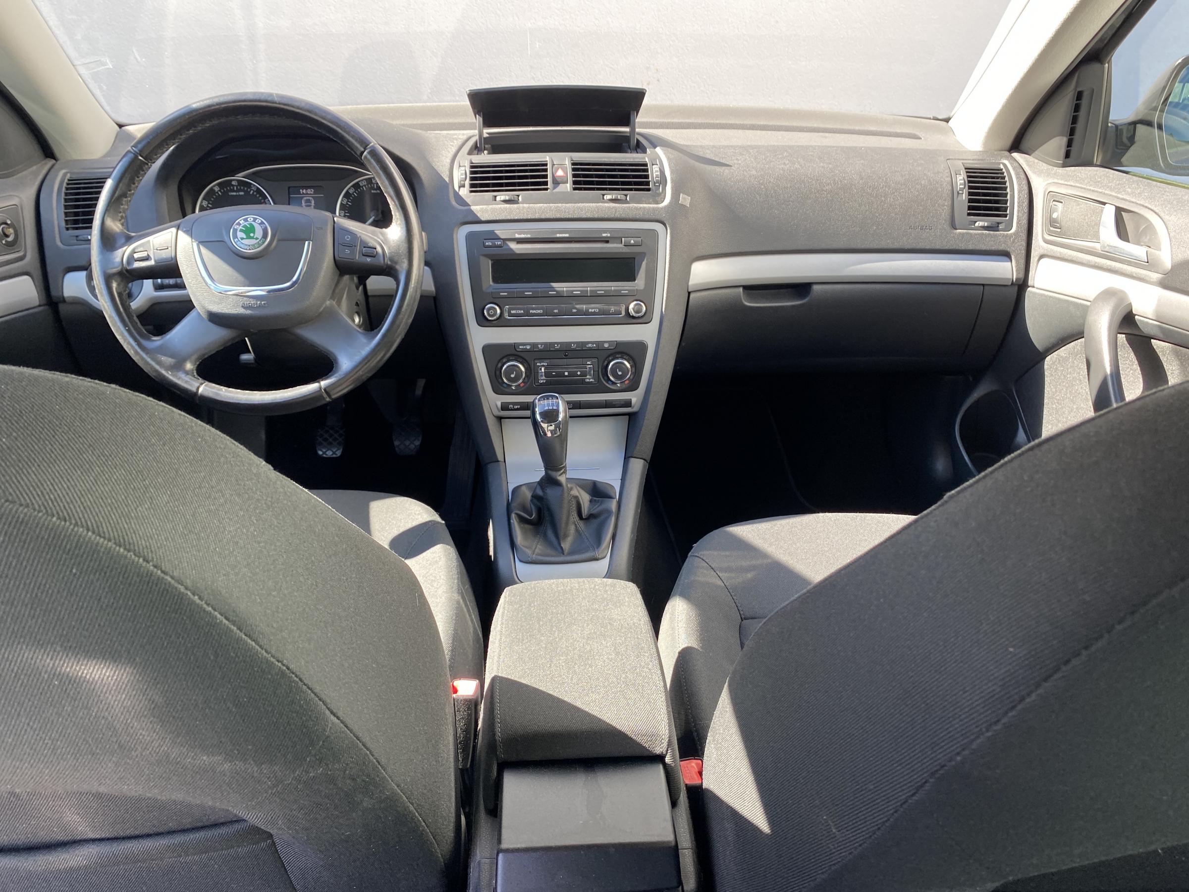 Škoda Octavia II, 2012 - pohled č. 8