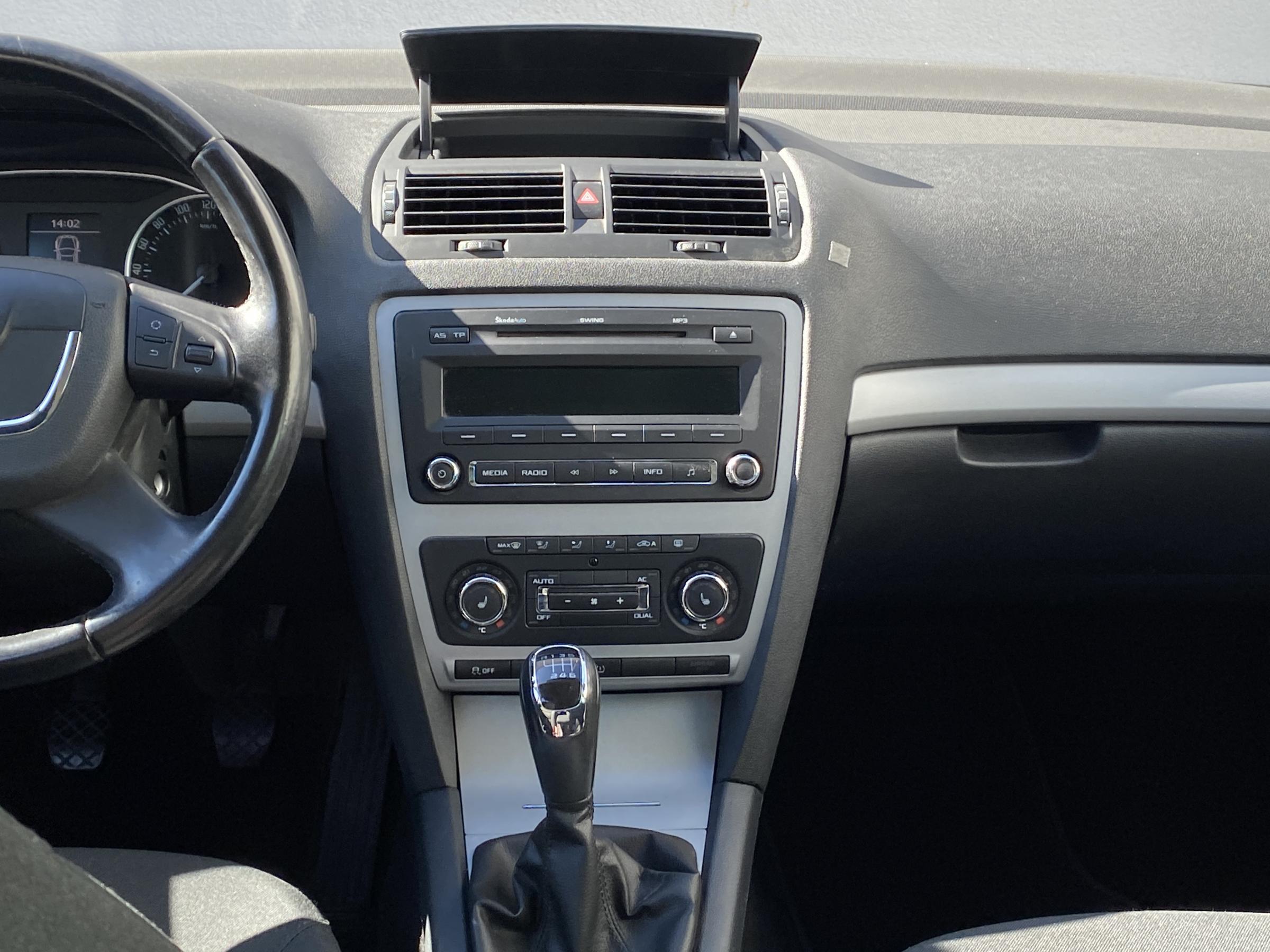 Škoda Octavia II, 2012 - pohled č. 9