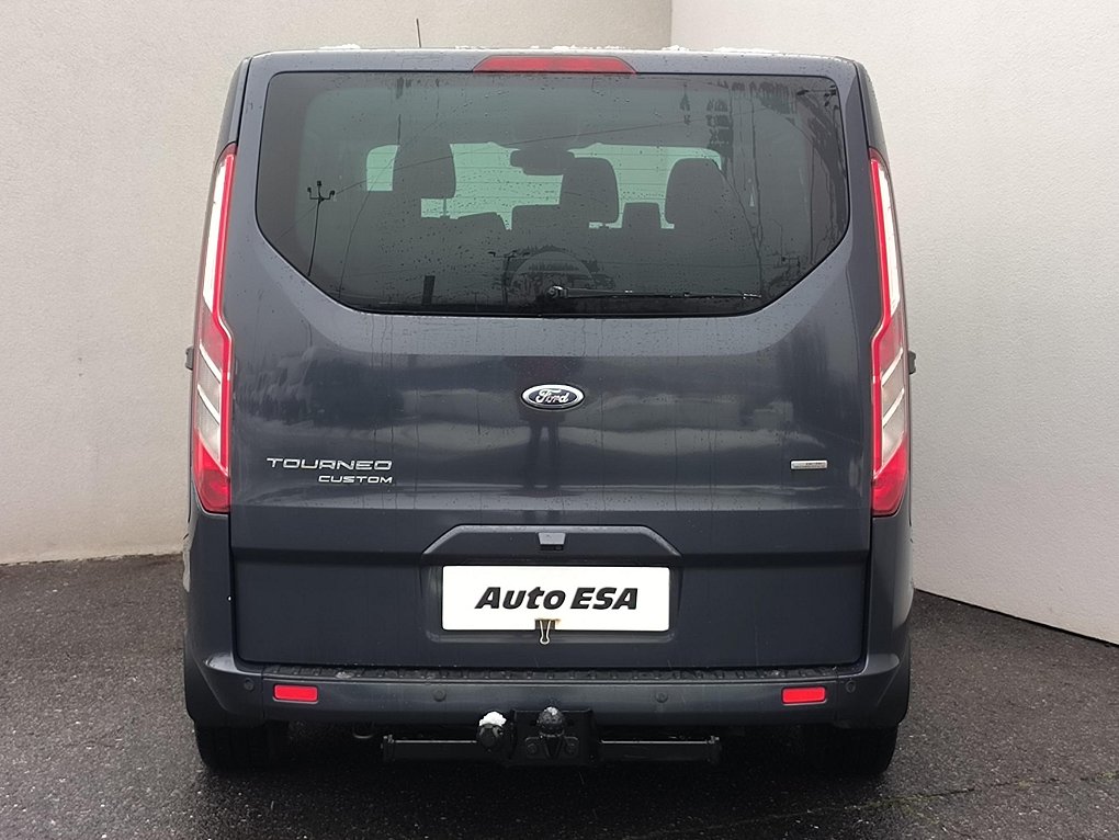 Ford Tourneo Custom 2.2TDCi Titanium