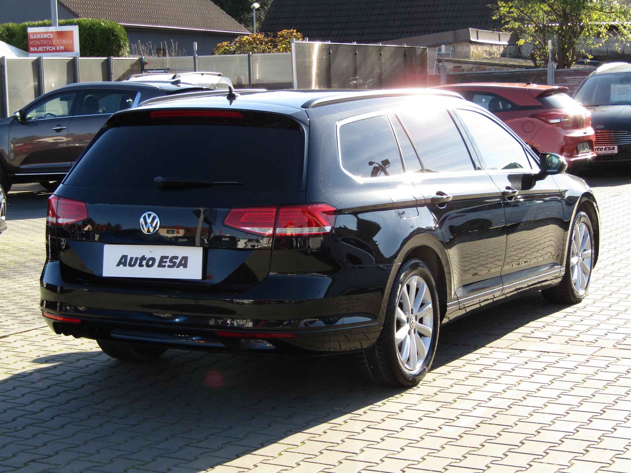 Volkswagen Passat, 2015 - pohled č. 4