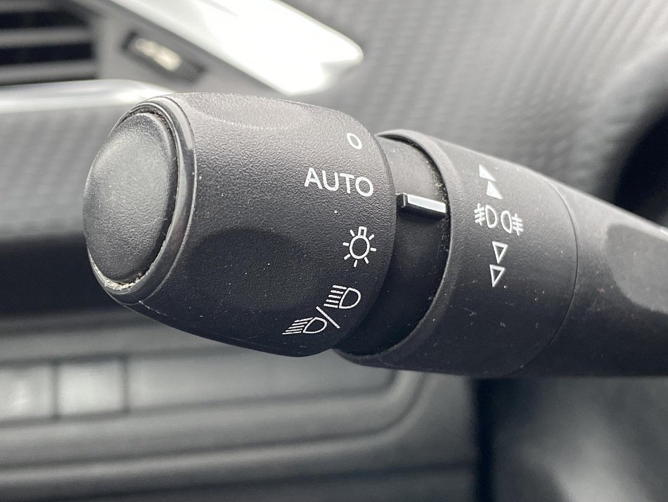 Peugeot 2008 1.2 PT Active