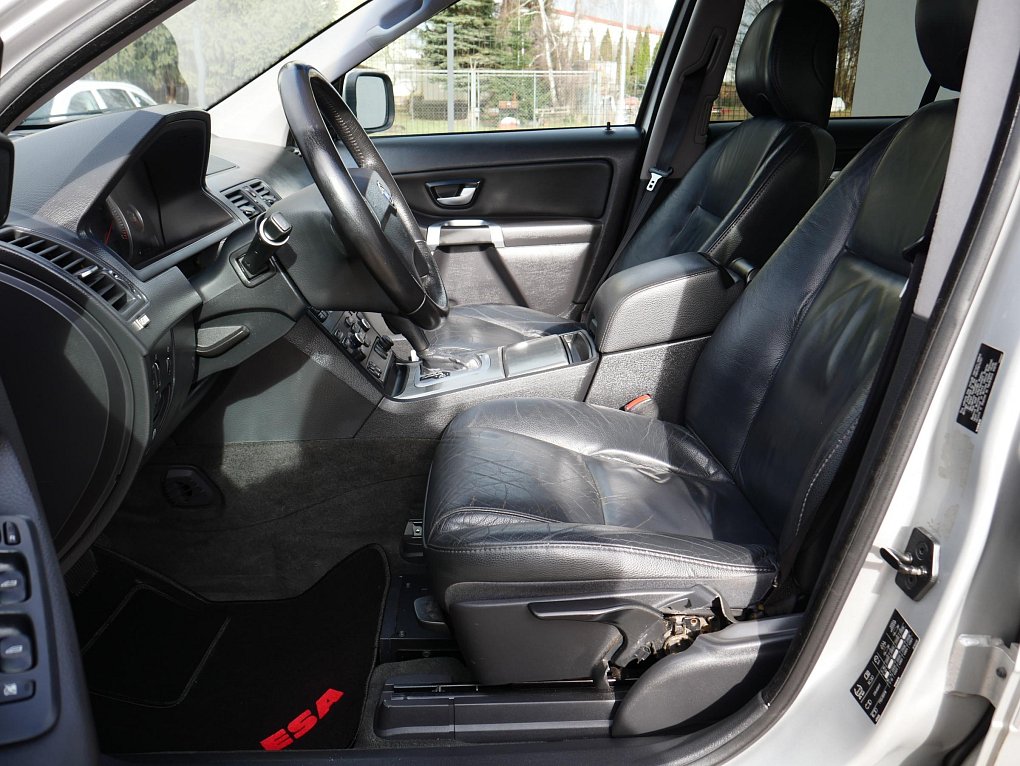 Volvo XC90 2.4 D5  4x4