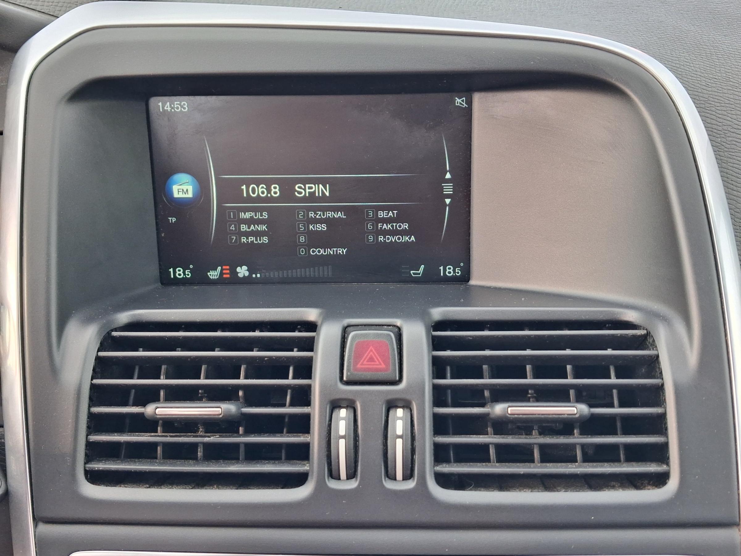 Volvo XC60, 2015 - pohled č. 13