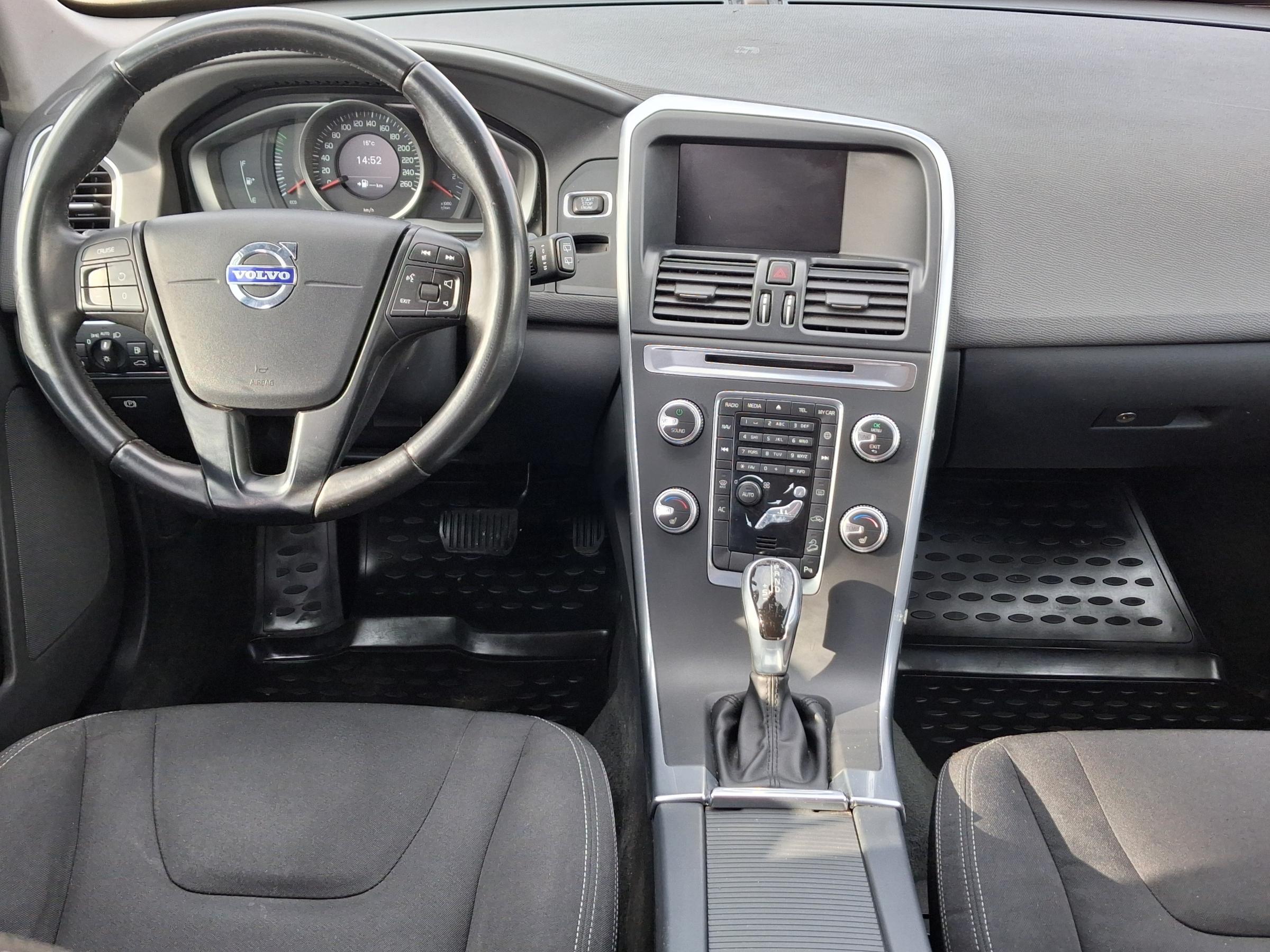 Volvo XC60, 2015 - pohled č. 8