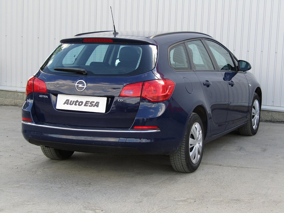 Opel Astra 1.6CDTi 