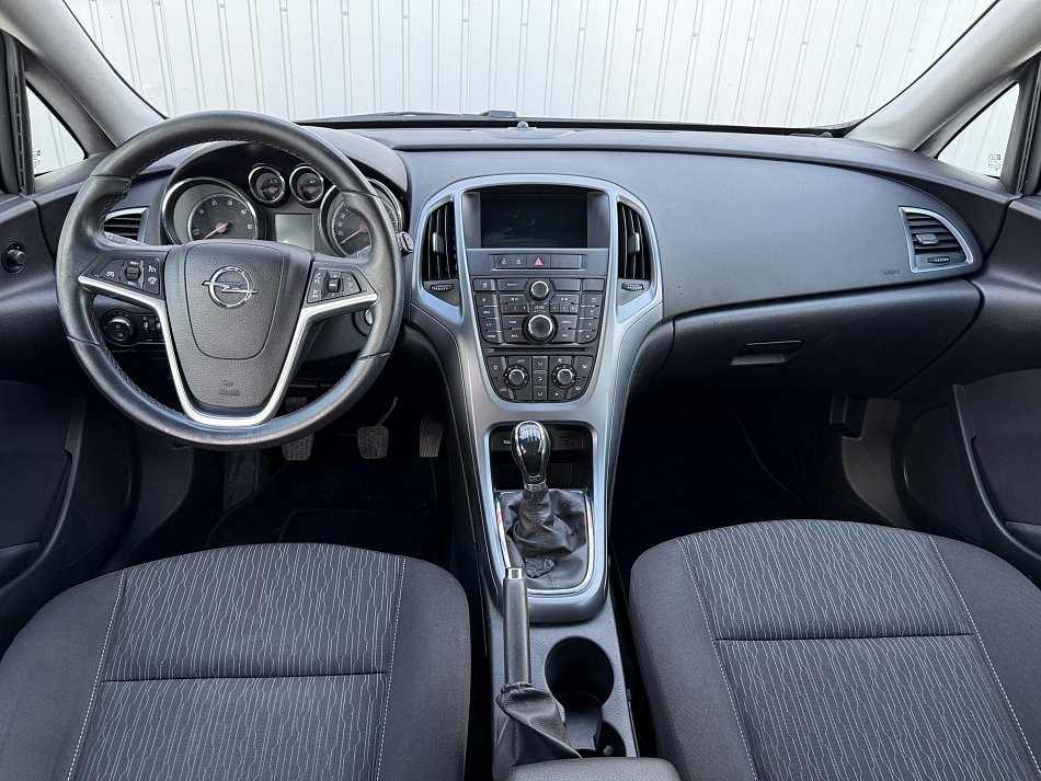 Opel Astra 1.6CDTi 