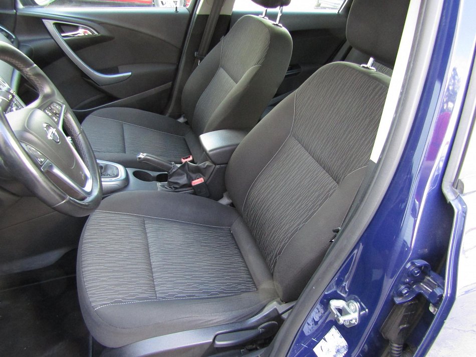 Opel Astra 1.6CDTi 