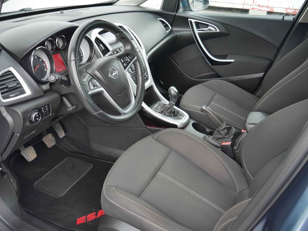 Opel Astra 1.4T 