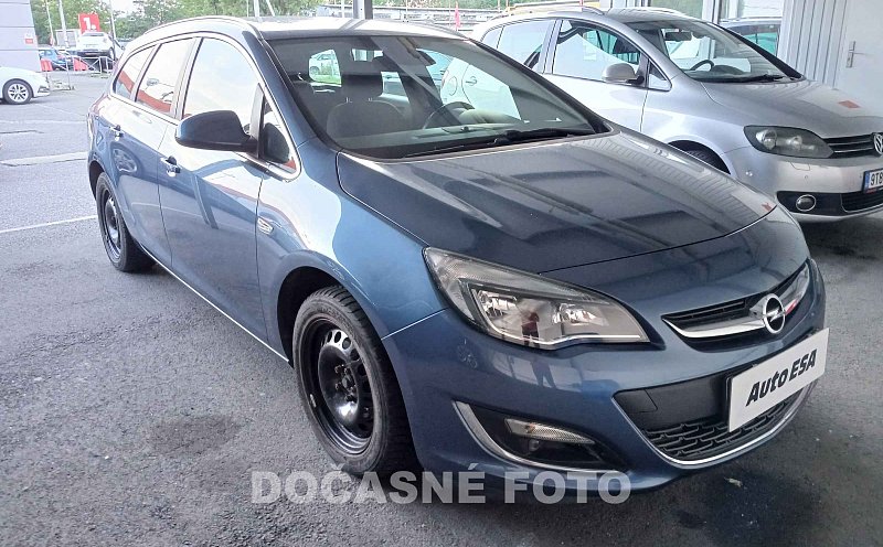 Opel Astra 1.4T  SPORTS TOURER