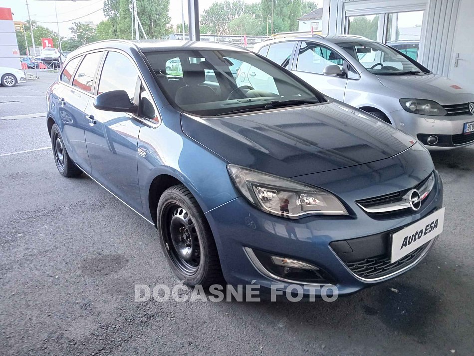 Opel Astra 1.4T  SPORTS TOURER