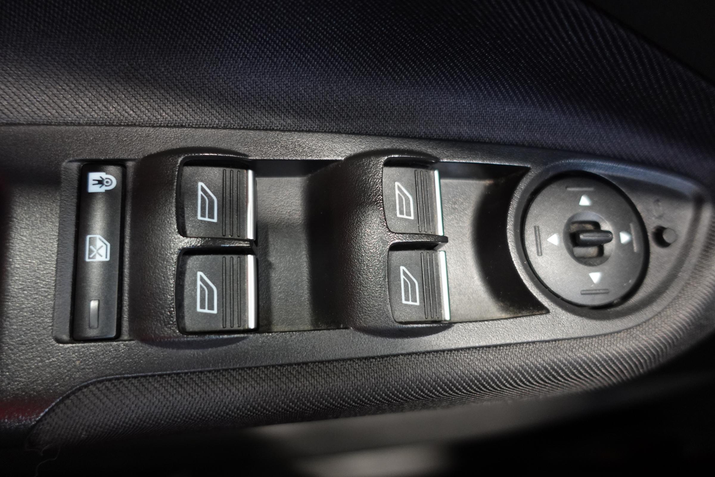 Ford Grand C-MAX, 2016 - pohled č. 14