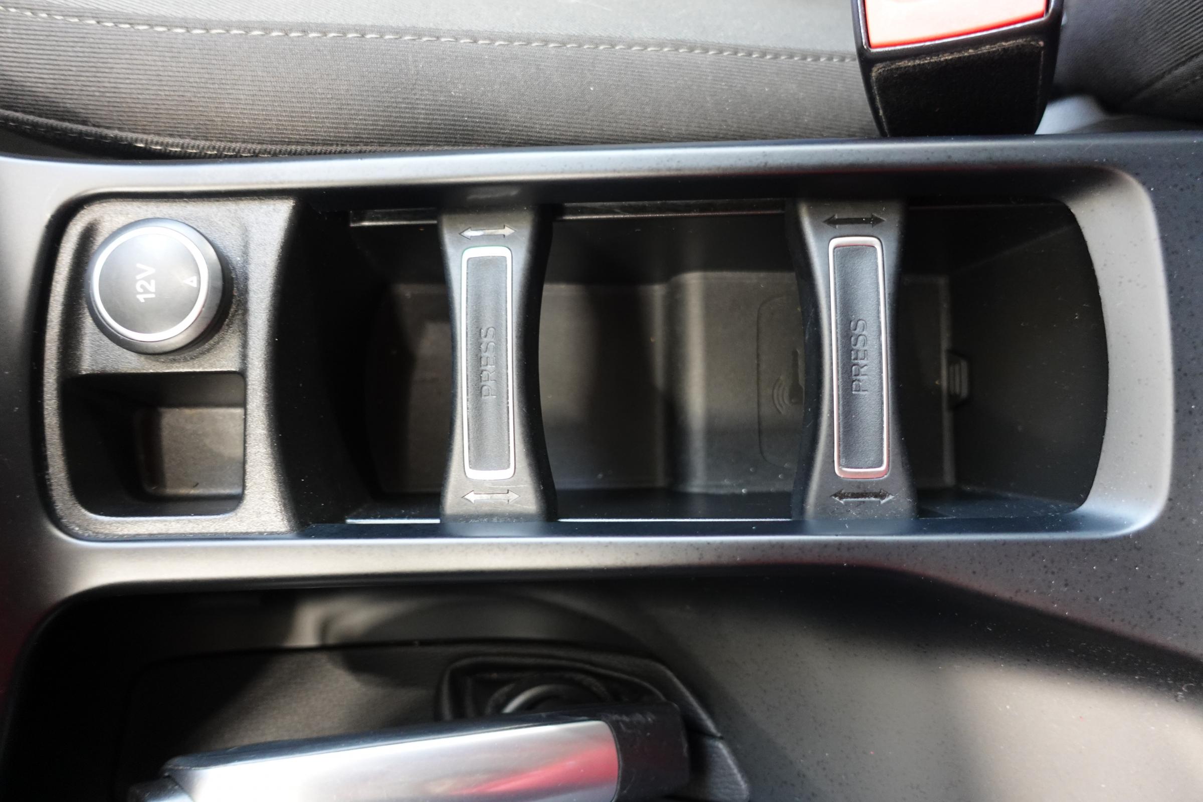 Ford Grand C-MAX, 2016 - pohled č. 19