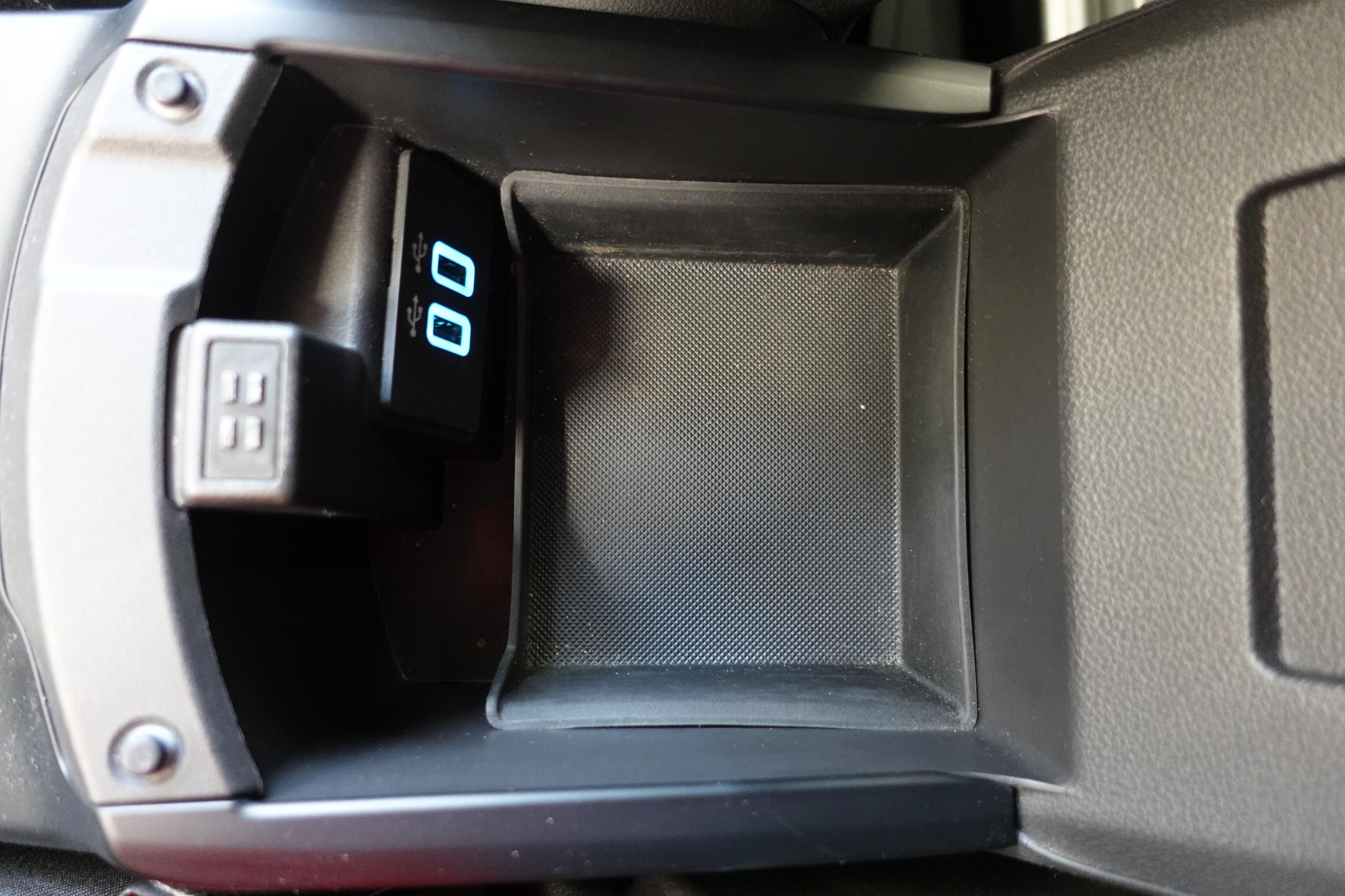 Ford Grand C-MAX, 2016 - pohled č. 20