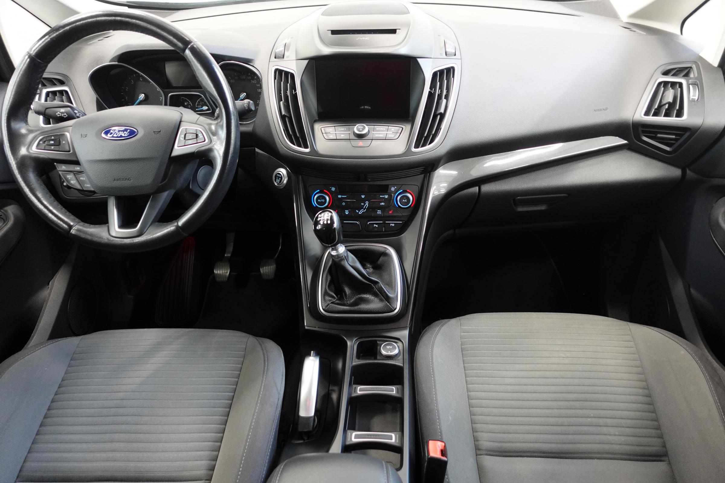 Ford Grand C-MAX, 2016 - pohled č. 8